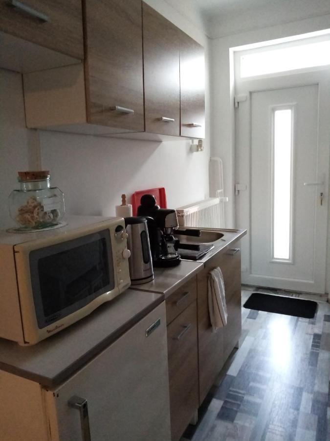 Ferienwohnung Mezeskucko Tiszaszolos Exterior foto
